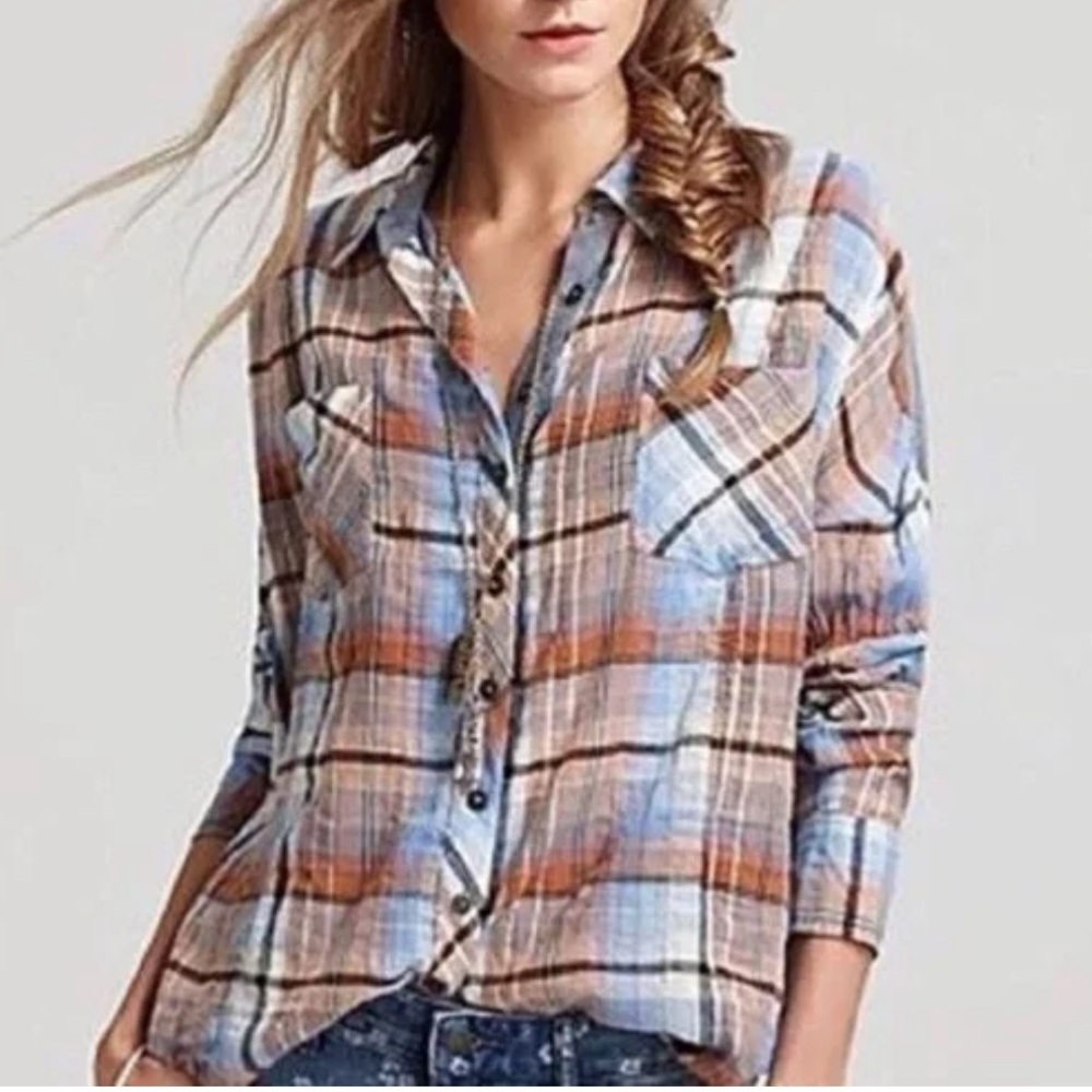 We The Free Flyaway Shirt Size Small Plaid Chambray Cotton Boho Festival
